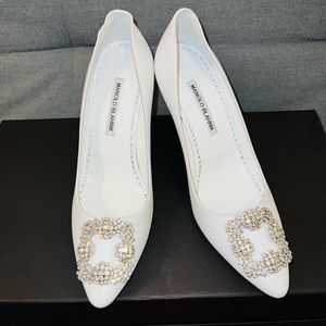 Manolo Blahnik Hangisi Pump